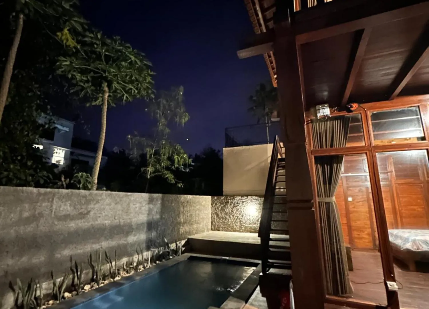 Loka Loka Uluwatu Villa Indonesia