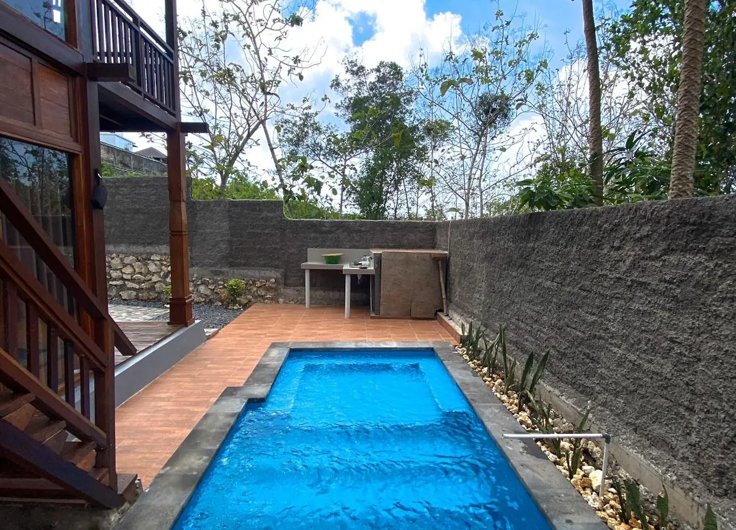 Loka Loka Uluwatu Villa Indonesia